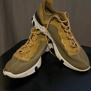 Nike React size 13